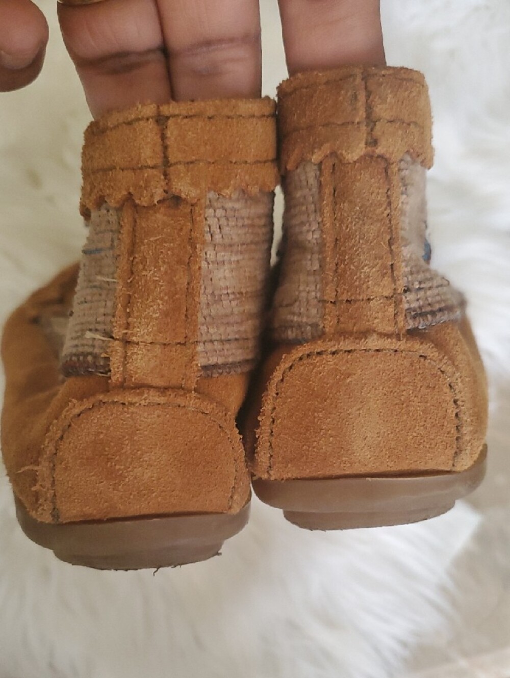 Minnetonka Chestnut Suede Chukka Moccasin Boots - Picture 11 of 12